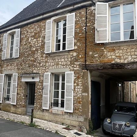 Appartement La Caresse De L'Amarante Mortagne-au-Perche Luaran gambar