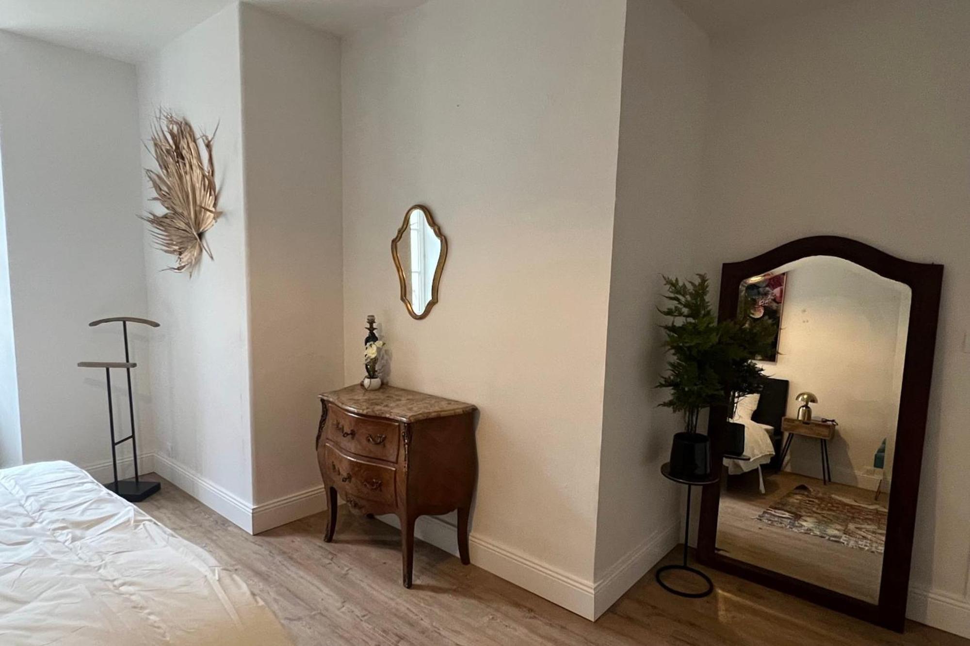 Appartement La Caresse De L'Amarante Mortagne-au-Perche Luaran gambar